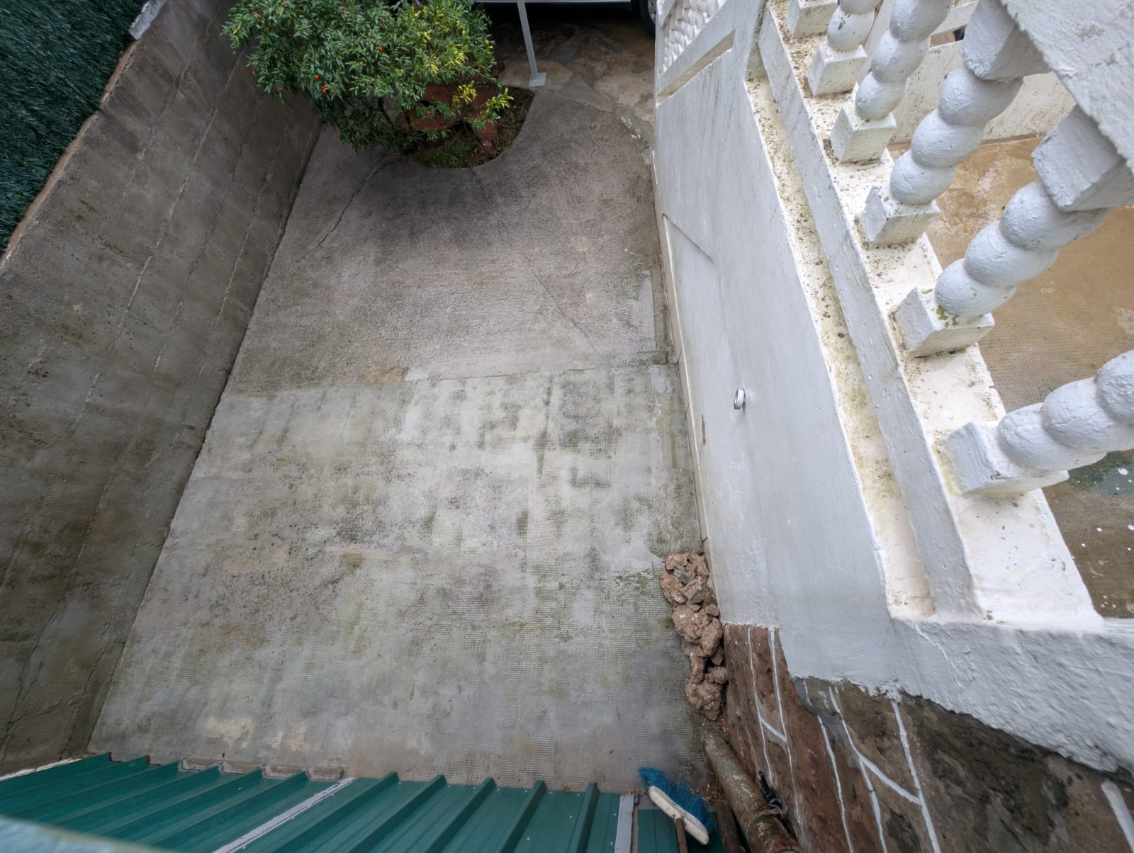 Nachher: gereinigte Treppe